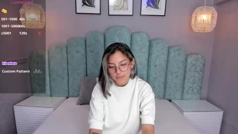 Snapshot of karoll_santos chatting on 03/12/25, 09:55 Karol Santos online show from 03/12/25, 09:55
