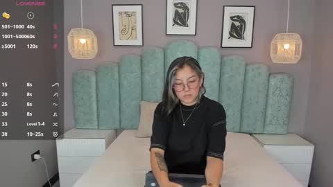 Snapshot of karoll_santos chatting on 09/12/25, 04:23 Karol Santos online show from 09/12/25, 04:23