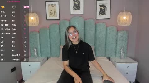 Snapshot of karoll_santos chatting on 10/02/25, 05:03 Karol Santos online show from 10/02/25, 05:03