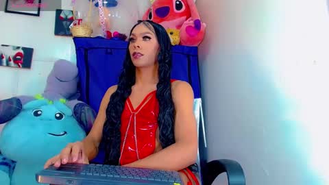 Snapshot of karoll_scoott chatting on 01/25/25, 12:17 karol online show from 01/25/25, 12:17