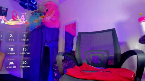 Snapshot of karoll_scoott chatting on 03/12/25, 11:22 karol online show from 03/12/25, 11:22