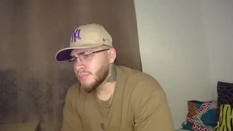 Snapshot of kartman_ chatting on 11/26/25, 04:02 kartman_ online show from 11/26/25, 04:02