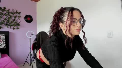 kassandra james online show from 02/13/25, 03:14