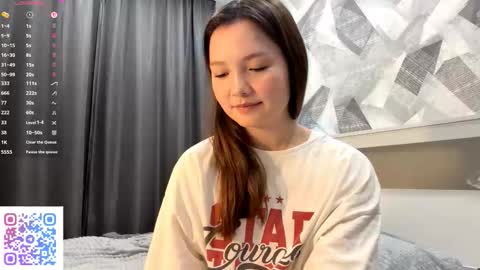 Kira online show from 10/17/25, 08:11