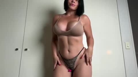 Kat online show from 11/11/25, 11:21