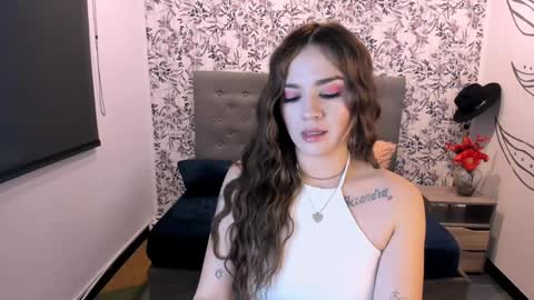 Snapshot of katahoot_ chatting on 01/18/25, 12:57 K A T A H O O T online show from 01/18/25, 12:57