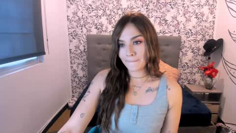 Snapshot of katahoot_ chatting on 01/21/25, 10:51 K A T A H O O T online show from 01/21/25, 10:51