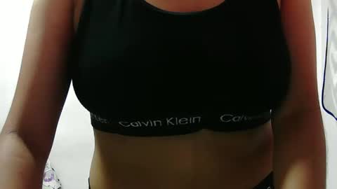 Snapshot of kate_bliss chatting on 09/16/25, 09:27 kate_bliss online show from 09/16/25, 09:27
