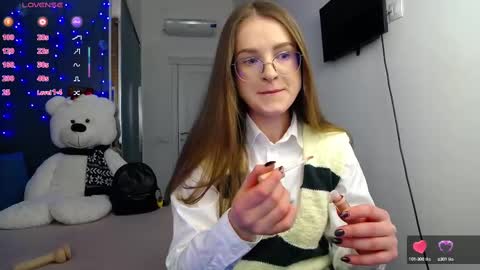 .Be kind and gentle with me and I will do my best for you.   online show from 03/03/25, 12:27