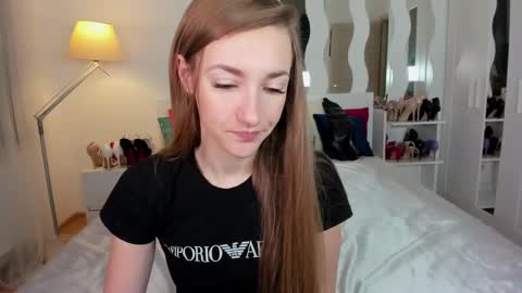 kate_redgar online show from 02/01/25, 03:18