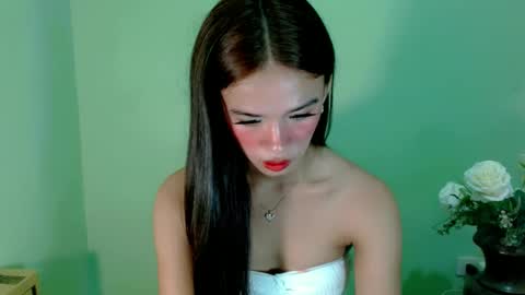 Snapshot of kate_romance chatting on 01/04/25, 02:46 Kate online show from 01/04/25, 02:46
