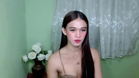 Snapshot of kate_romance chatting on 02/28/25, 02:20 Kate online show from 02/28/25, 02:20