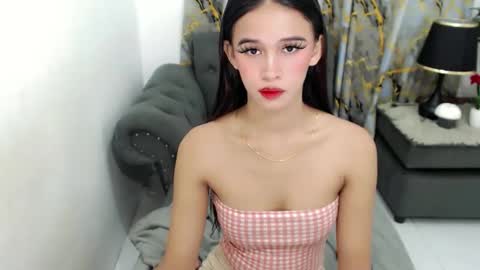 Snapshot of kate_romance chatting on 09/16/25, 06:03 Kate online show from 09/16/25, 06:03