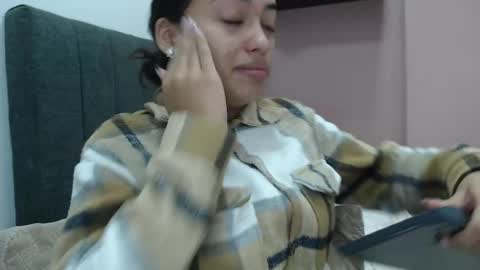 Kari online show from 03/07/25, 01:40