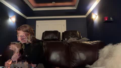 Snapshot of kateharperr chatting on 09/15/25, 09:15 kateharperr online show from 09/15/25, 09:15