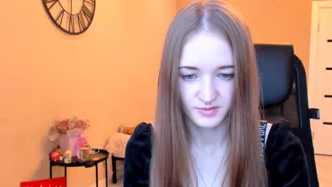 katekayer online show from 11/12/25, 11:10