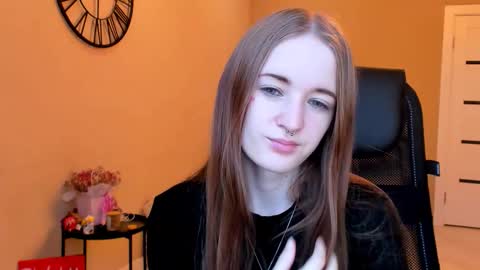 katekayer online show from 11/20/25, 11:21