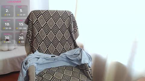 Snapshot of katelynwinehouse chatting on 11/14/25, 11:31 Katelyn online show from 11/14/25, 11:31