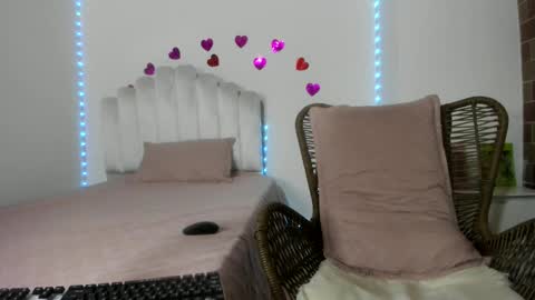 Snapshot of katerin_moore chatting on 09/28/25, 03:34 katherin moore online show from 09/28/25, 03:34