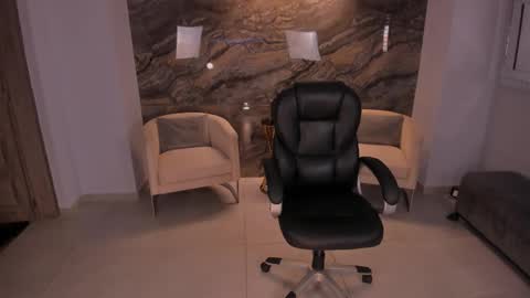 Snapshot of katesunder chatting on 10/11/25, 05:17 K A T E online show from 10/11/25, 05:17