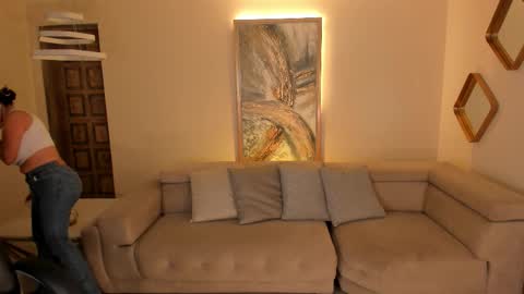 Snapshot of katesunder chatting on 10/25/25, 01:40 K A T E online show from 10/25/25, 01:40