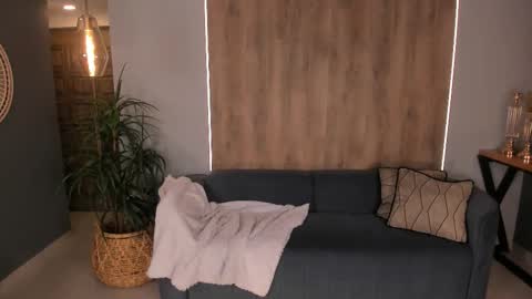 Snapshot of katesunder chatting on 11/09/25, 01:20 K A T E online show from 11/09/25, 01:20