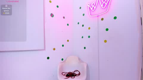 Snapshot of katey_curvy01 chatting on 12/17/24, 12:45 katey Curvy01 online show from 12/17/24, 12:45