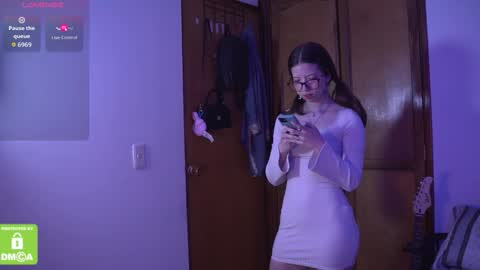 Katerine online show from 11/05/25, 04:12