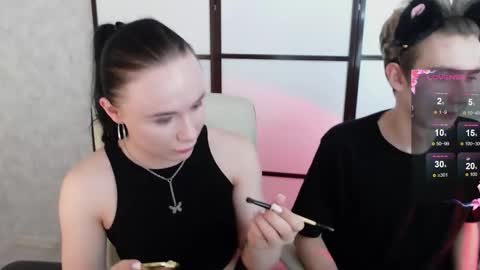 Snapshot of katherine_reinhart chatting on 10/31/25, 07:26 katherine_reinhart online show from 10/31/25, 07:26