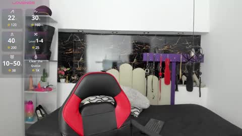 Snapshot of kathia_arnstrong chatting on 12/26/24, 01:54 Kathia online show from 12/26/24, 01:54