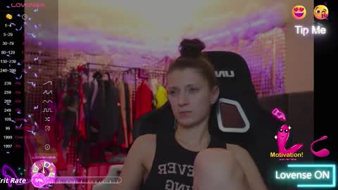 kathleen_frost online show from 10/14/25, 07:03