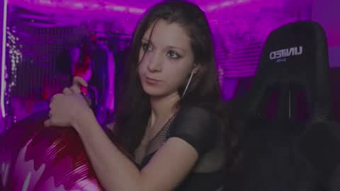 kathleen_frost online show from 11/27/25, 01:57