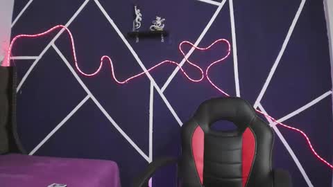 Snapshot of kathlin_cute chatting on 11/26/25, 10:00 kathlin_cute online show from 11/26/25, 10:00