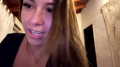 Snapshot of kathybluee chatting on 10/13/25, 02:22 kathybluee online show from 10/13/25, 02:22