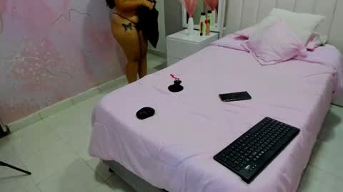 kathyy_69 online show from 11/04/25, 12:37