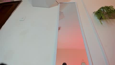 Snapshot of katia_gh chatting on 11/06/25, 11:22 Katia online show from 11/06/25, 11:22