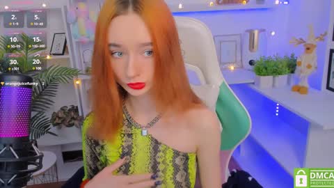 Katia  online show from 01/12/25, 06:28