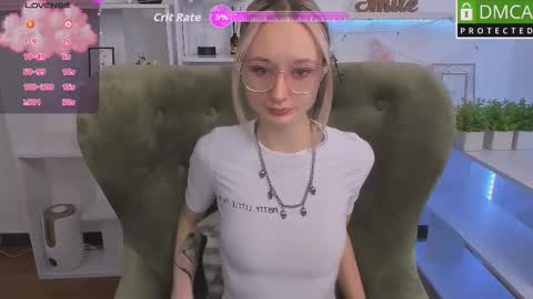 Katia  online show from 09/12/25, 05:40