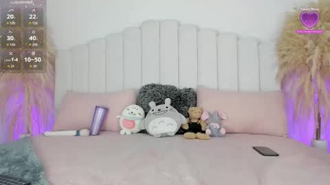 Katie  online show from 11/12/25, 08:52