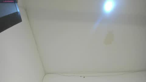 katita online show from 10/22/25, 10:42