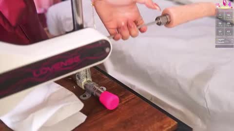 K A T L Y N  online show from 10/14/25, 05:03