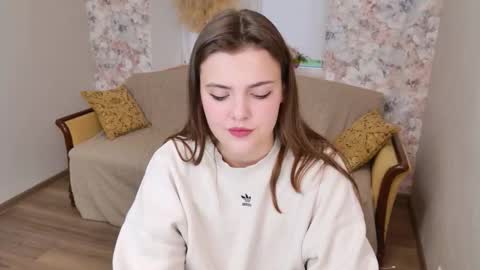 Snapshot of katnotcat chatting on 11/21/25, 08:02 katnotcat online show from 11/21/25, 08:02