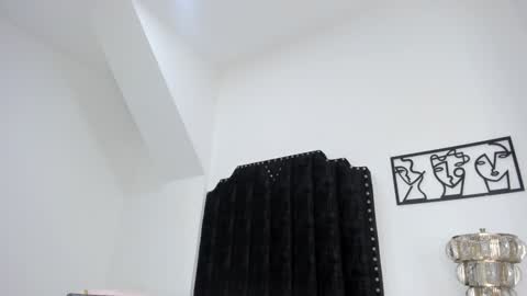 Snapshot of katrina_moore chatting on 01/07/25, 02:41 katrina moore online show from 01/07/25, 02:41