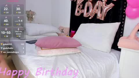 Snapshot of katrina_moore chatting on 01/17/25, 03:22 katrina moore online show from 01/17/25, 03:22