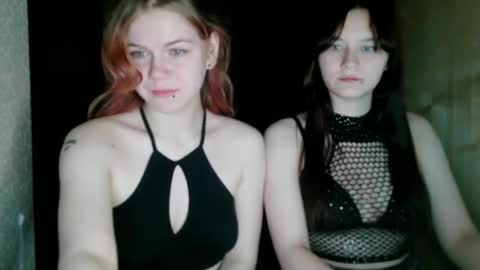 katrine_ine online show from 10/19/25, 09:15