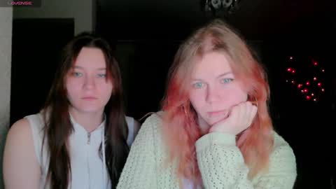 katrine_ine online show from 11/15/25, 07:54
