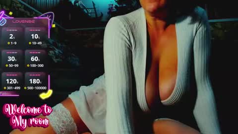 KatrineDenev online show from 10/10/25, 09:03