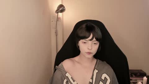 Snapshot of katsurotaro chatting on 12/04/24, 05:55 katsuro online show from 12/04/24, 05:55