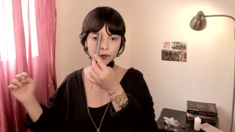 Snapshot of katsurotaro chatting on 02/25/25, 06:42 katsuro online show from 02/25/25, 06:42