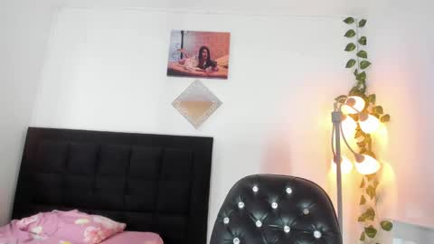 Snapshot of katta_c chatting on 09/18/25, 06:54 katta_c online show from 09/18/25, 06:54